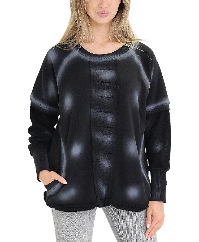 Everyday Style Spray Paint Fleece Top