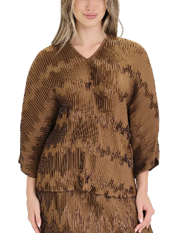 Elegant And Casual Crinkle Blouse