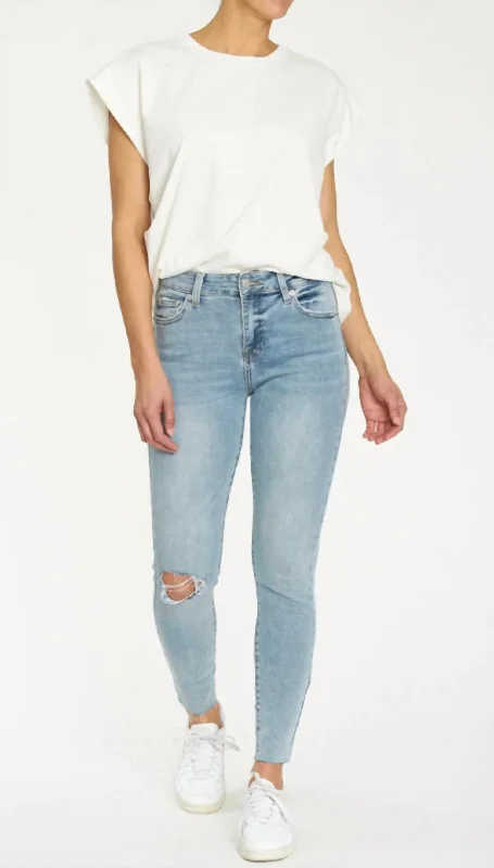 Comfortable Tops Audrey Mid Rise Skinny Jean In Radiate
