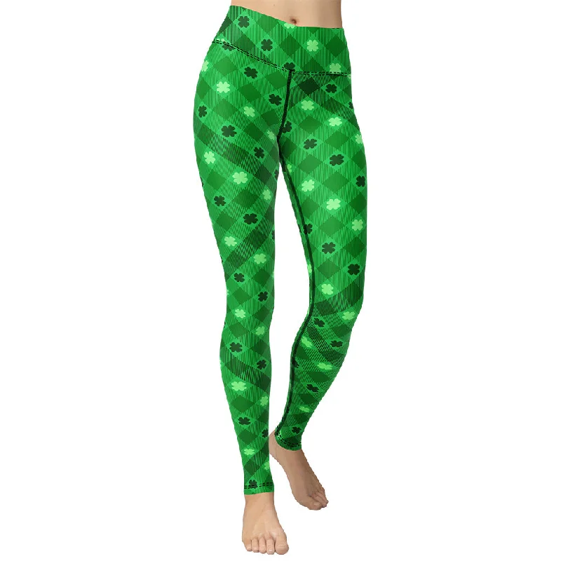 Elegant Outline St. Patrick's Day Plaid Yoga Leggings