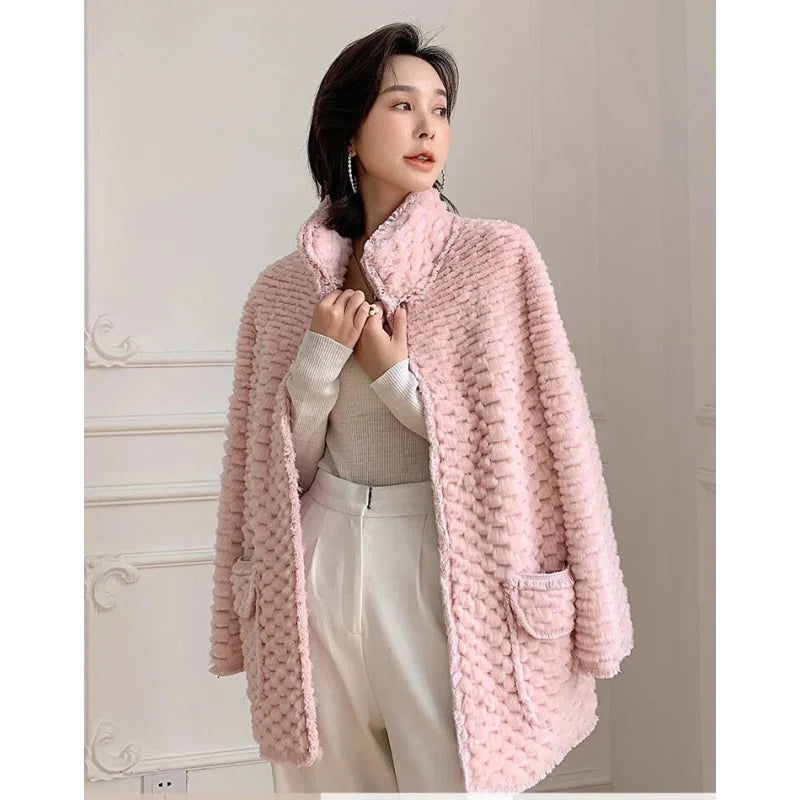 Short Design Women's Winter Warm Real Mink Fur Knitted Fashion Slim Jacket