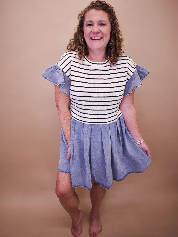 Versatile Comfort Never Left Me Contrast Dress