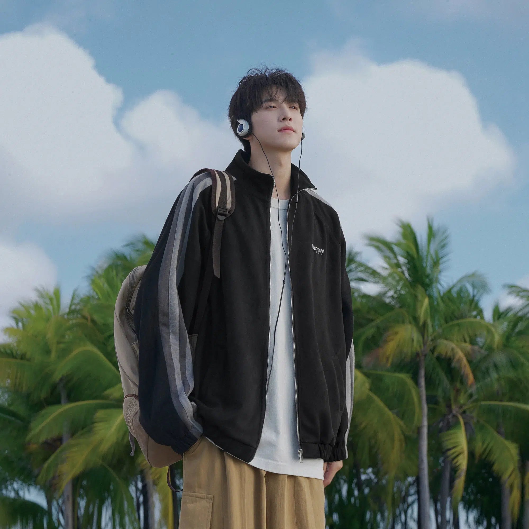 Fashion Must-have Stand-up Collar Thin Sports Jacket