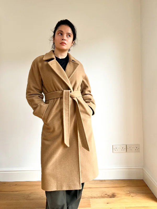 Trendy Casuals Bella Loves Patterns Grace Coat
