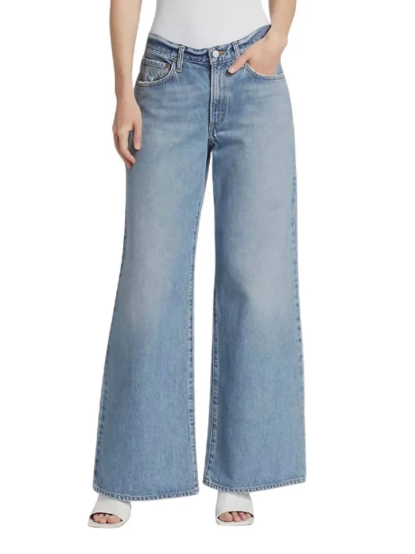 Design Must-have Clara Jeans In Signal