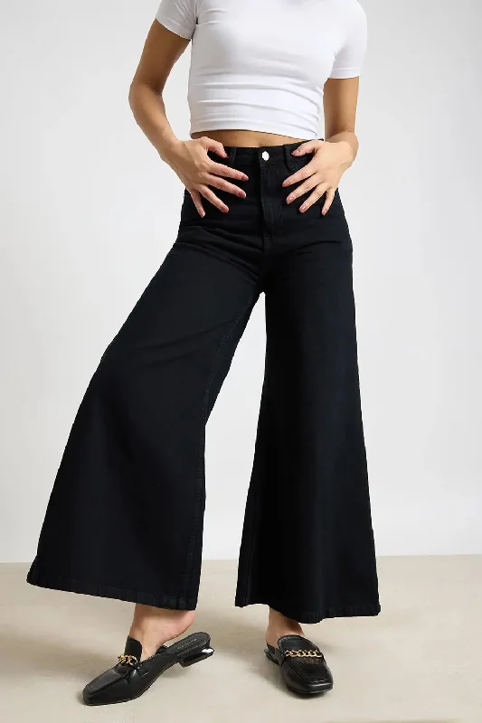 Comfortable Lifestyle Ebony Dream Flare Fit Jeans