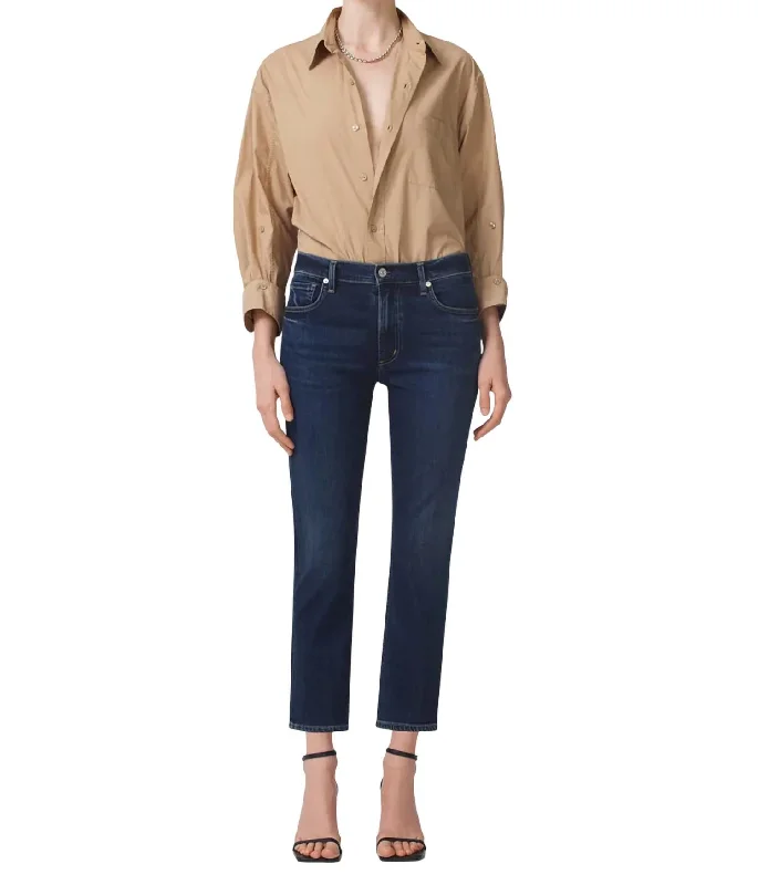 Simple Style Isola Straight Crop Jeans In Courtland