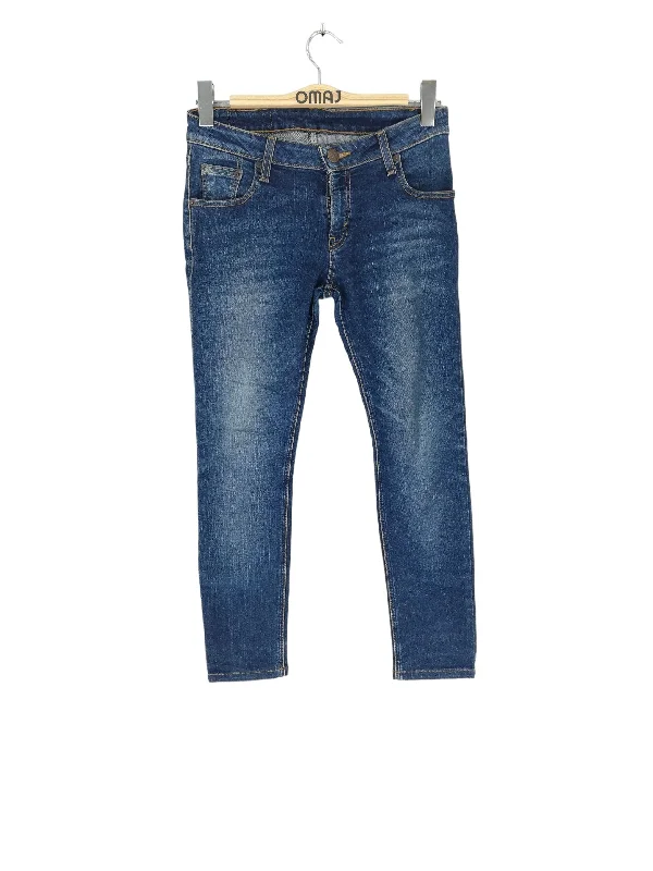Exquisite Design Jean droit Levi's