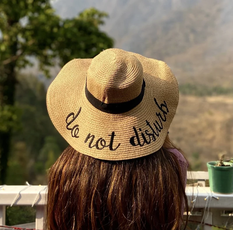 Comfortable Lifestyle Do Not Disturb Straw Hat - Brown