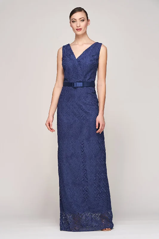 Comfortable Fitwear Hendrix Lace Column Gown