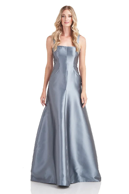 Personalized Outfit Tatiana Flared Gown