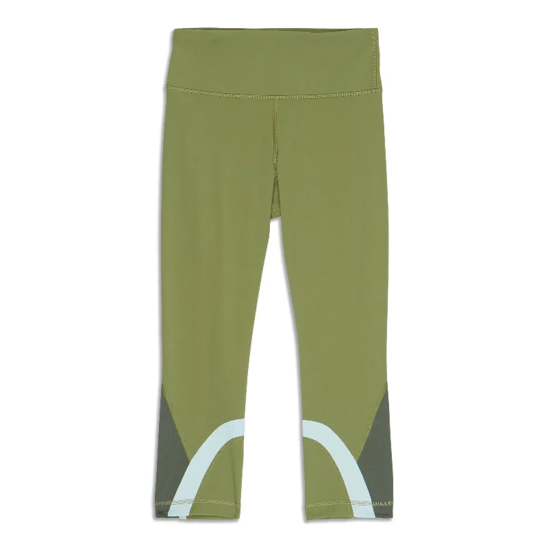 Simple Solid Color Throwback Inspire High-Rise Crop - Resale