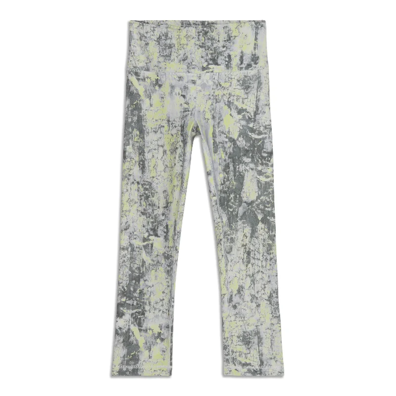 Romantic And Fresh Wunder Train High-Rise Crop - Resale