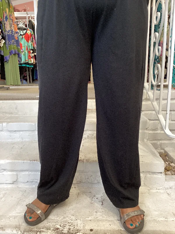 Noble And Elegant 2 PKT LANTERN PANT -JET BLACK