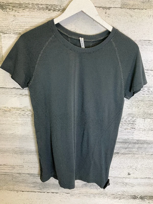 Cozy Chic Wear Athletic Top Short Sleeve By Athleta In Grey, Size: M