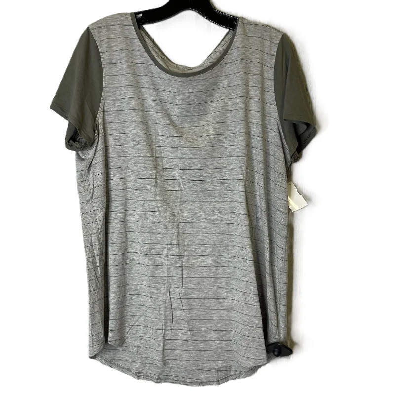 Celebrity Style Athletic Top Short Sleeve By Lululemon In Green, Size: L