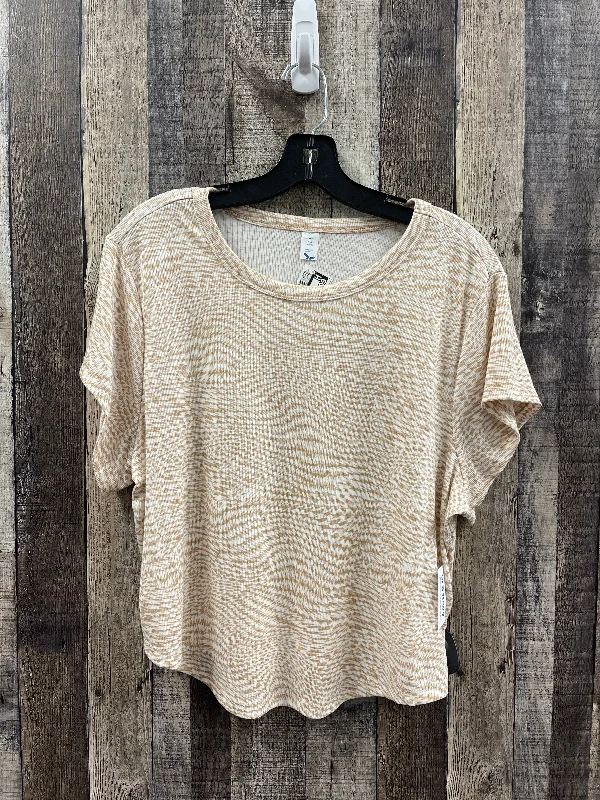 Romantic Temperament Athletic Top Short Sleeve By Old Navy In Animal Print, Size: Xxl