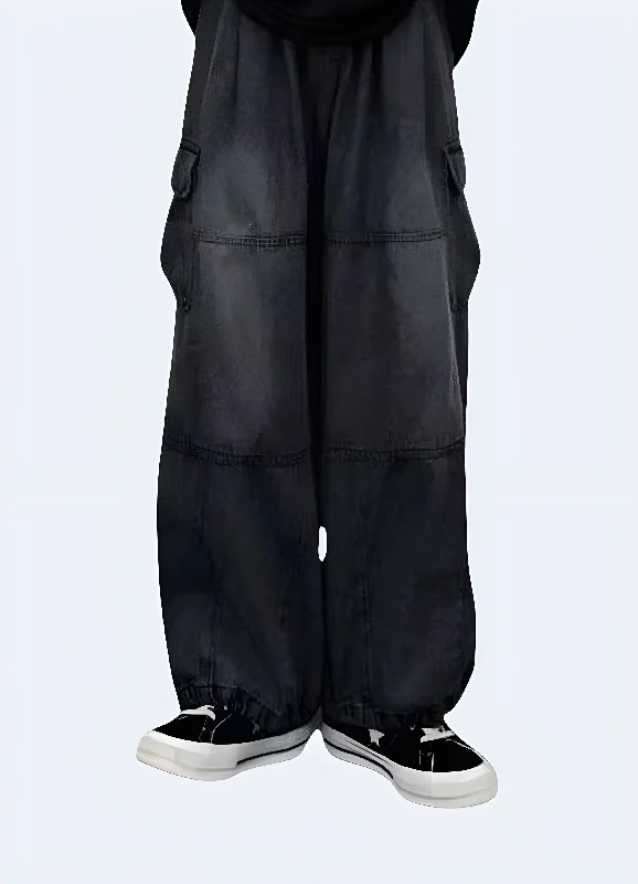 Modern Chic Black Baggy Cargo Pants Women