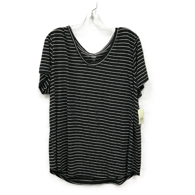 Editorial Design Black & White Top Short Sleeve By Ana, Size: 1x