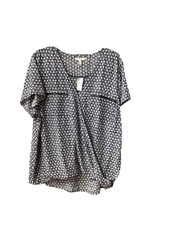 Exquisite Embroidery Blue Top Short Sleeve Maurices, Size 2x