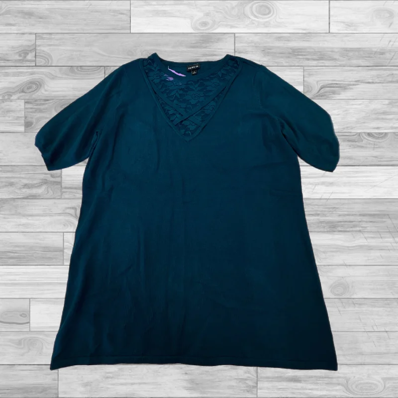 British Style Blue Top Short Sleeve Torrid, Size 1x