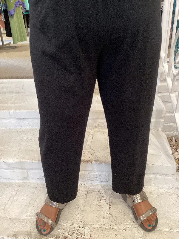 Summer Selection CROP LEGGING - JET BLACK