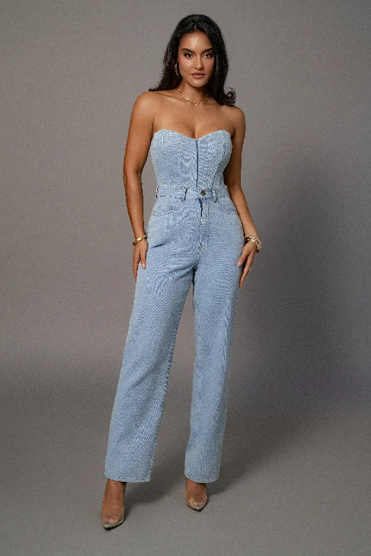 Outdoor Trend Medium Wash Denim Aline Jeans
