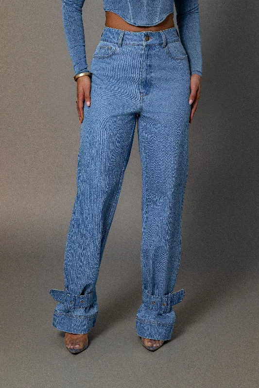 Celebrity Must-have Medium Wash Sissel Denim Jeans