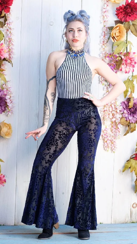 Fresh And Natural Navy Blossom Super Bells