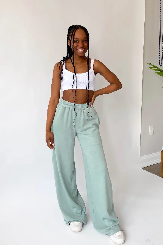 Modern Comfort Wear Seasons Change Sweatpants in Sage