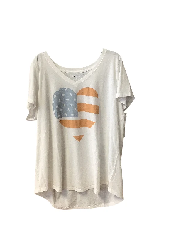 Romantic Data White Top Short Sleeve Torrid, Size 2x