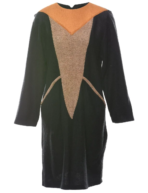 Easygoing Outfits Long Sleeved Dress - M