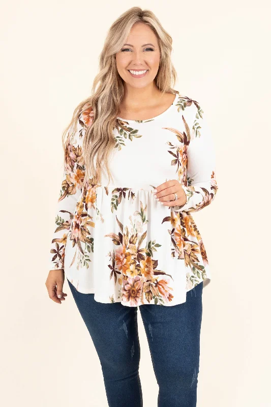 Classic And Versatile Sending Flowers Top, Ivory