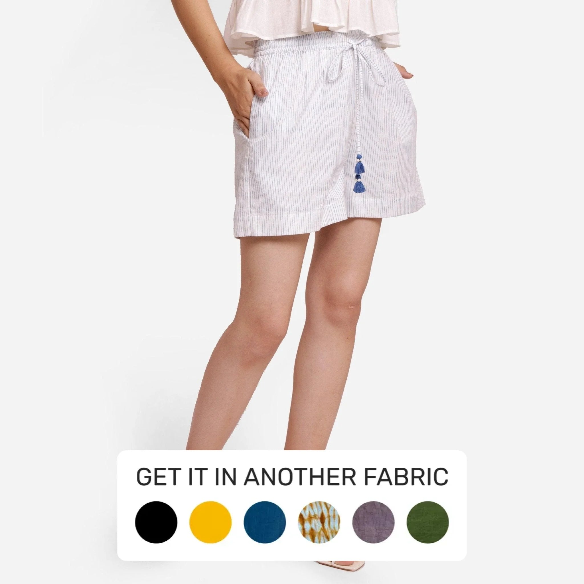 Comfortable And Casual White Block Printed Cotton Elasticated Mid-Rise Boxer Shorts